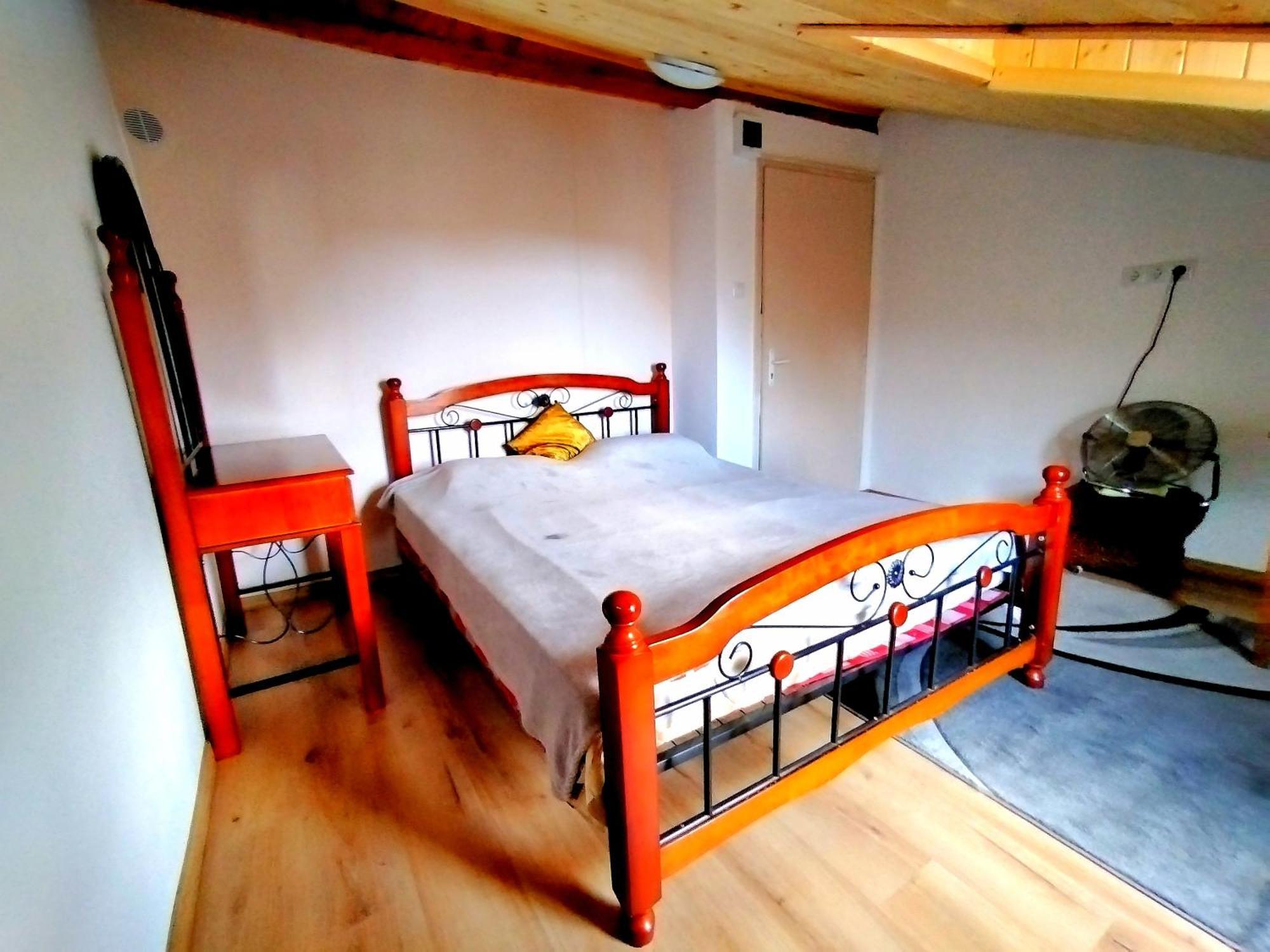 Ferienwohnung In The Heart Of Warna Exterior foto